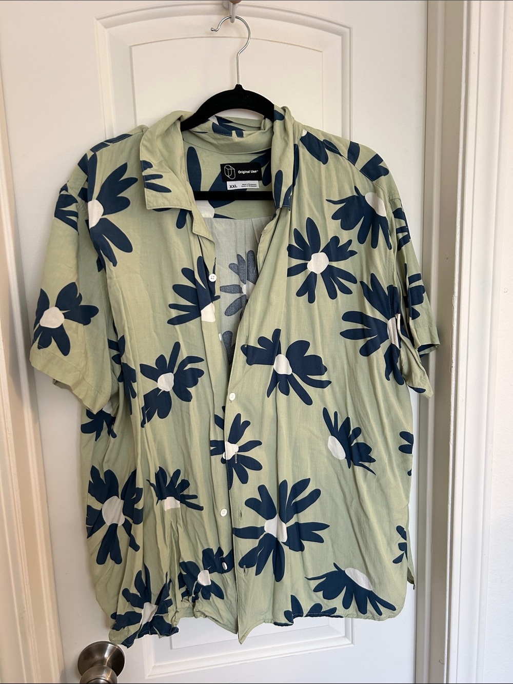 Original Use Sage Green Floral Button-Down Shirt // Hawaiian Tropical Vacation